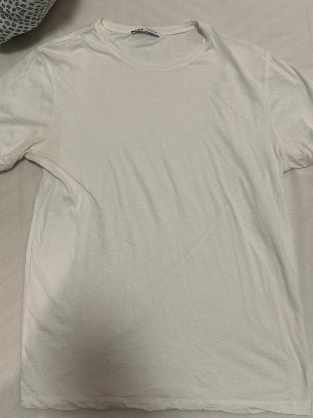 Zara Men's White Crewneck T-Shirt Size S